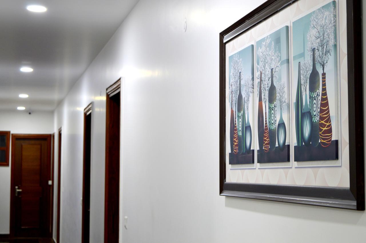 Hotel Taru Inn Ghaziabad Eksteriør bilde