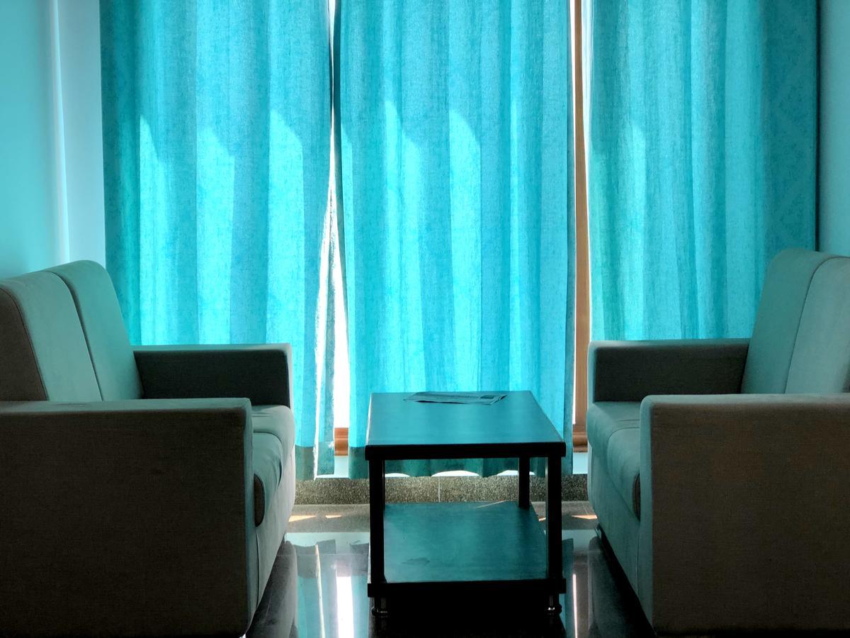 Hotel Taru Inn Ghaziabad Eksteriør bilde